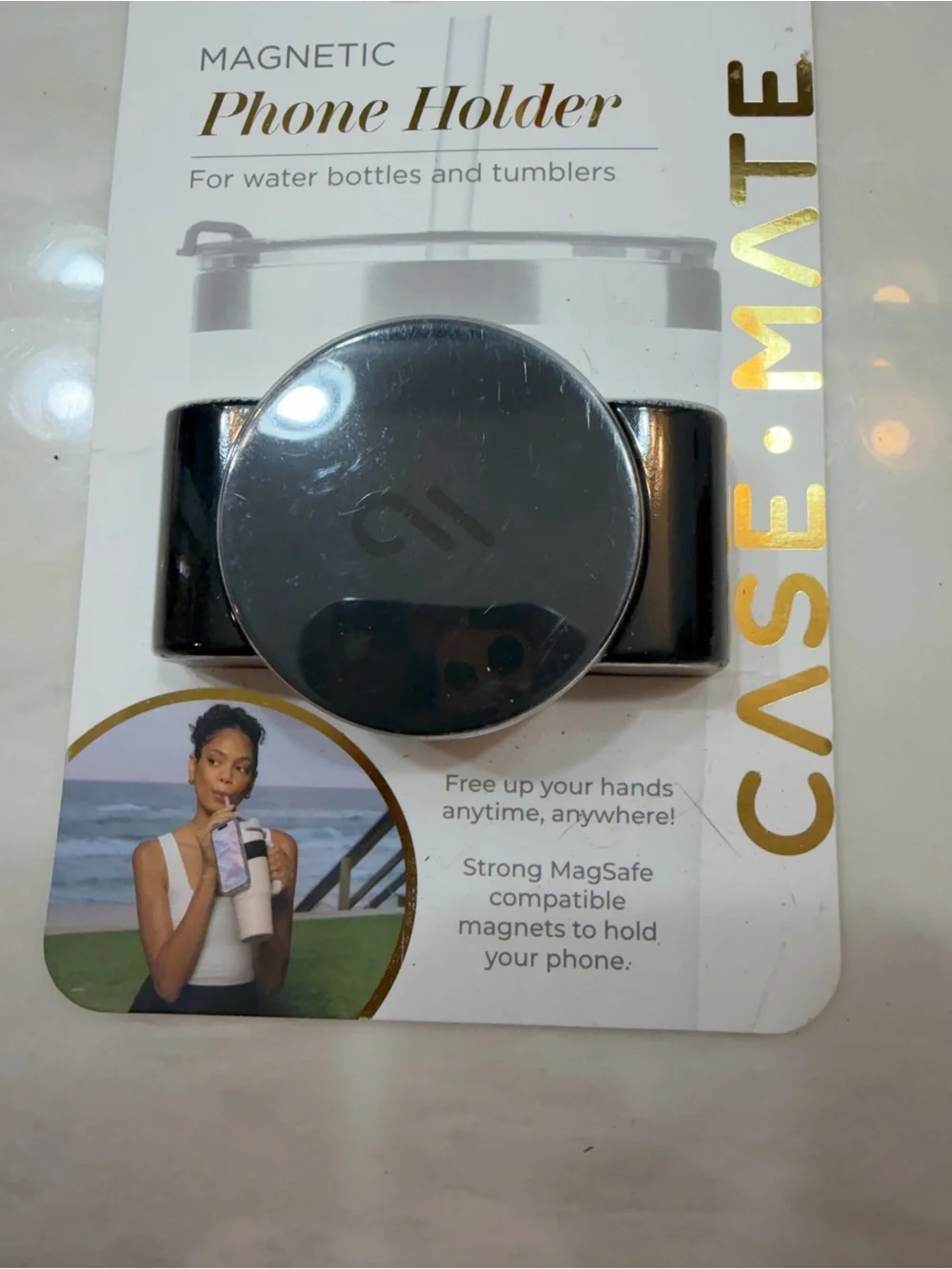 case-mate Magnetic Phone Holder Clip in Black
